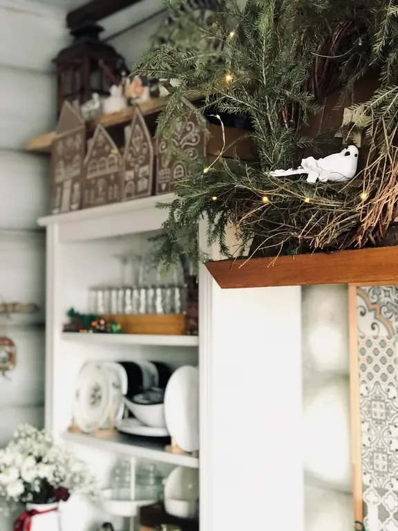 Уютный семейный дом у озера