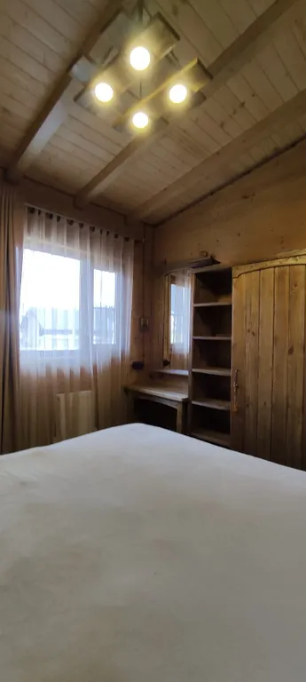 Дом с прекрасным видом на горы и верандой