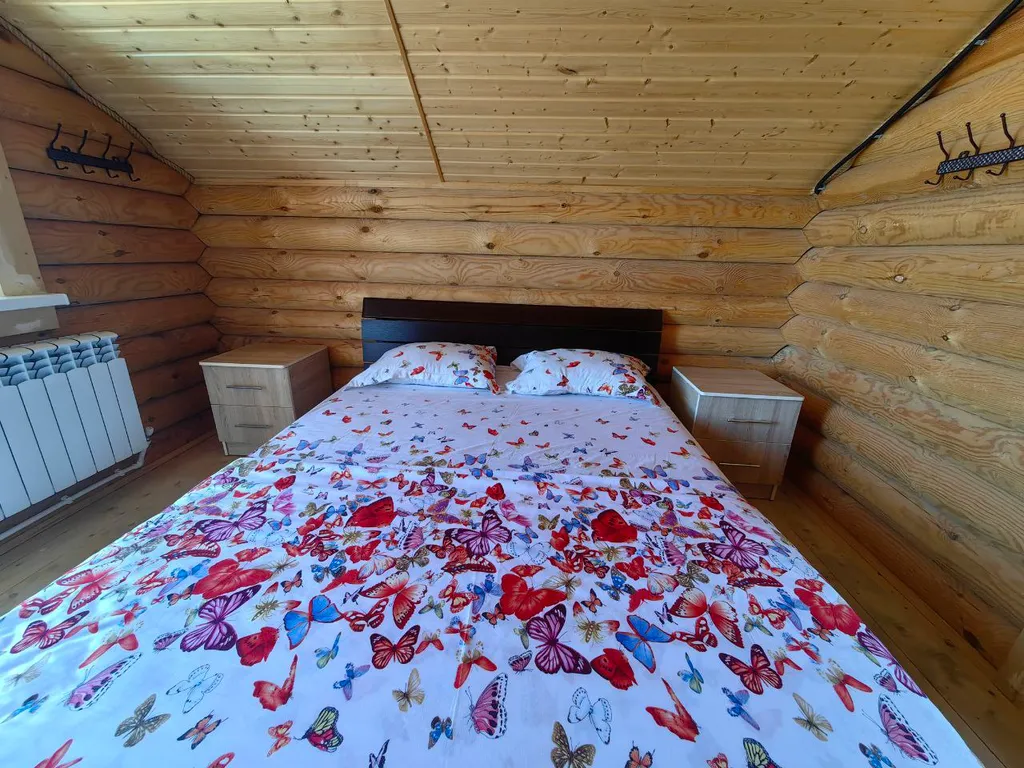 Домик на берегу моря у аквапарка