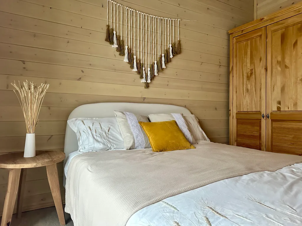 Домик в деревне На Бали Бывали с видом на лес