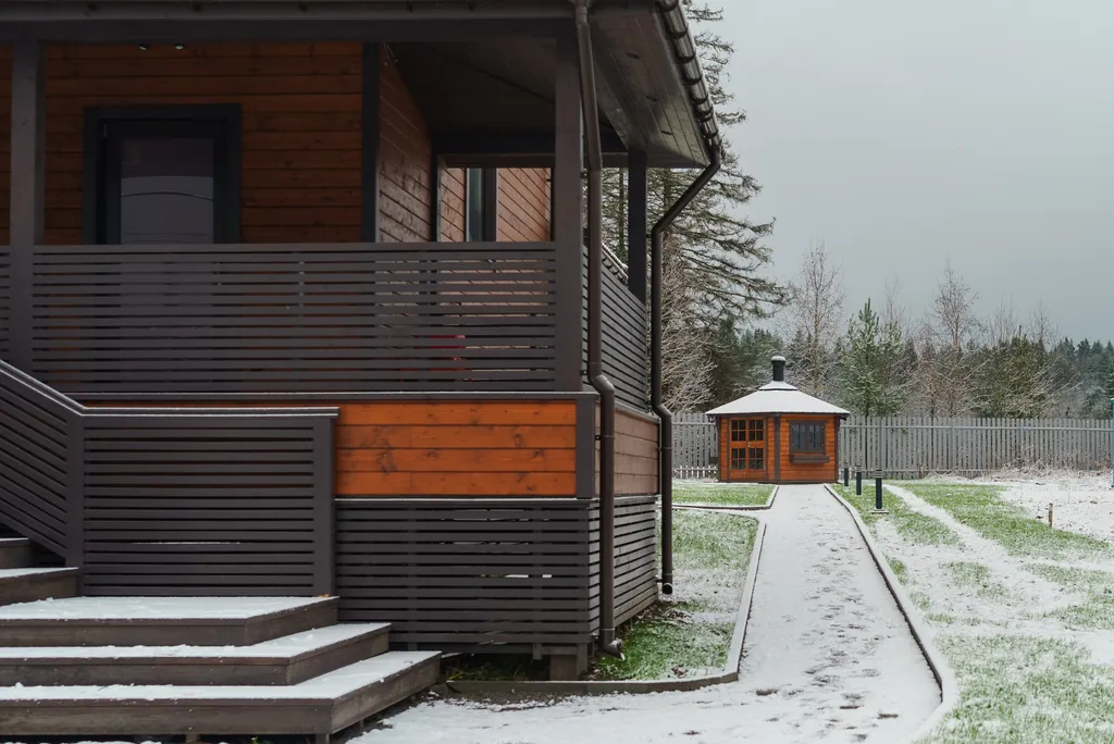 Коттедж ОзероуДомаМичуринское/Lakehouse Michurinskoe — Кучерово