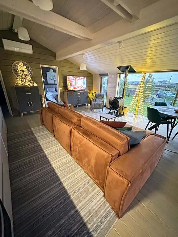 Дубльдом с видом на лес и городским комфортом в Капитан клаб