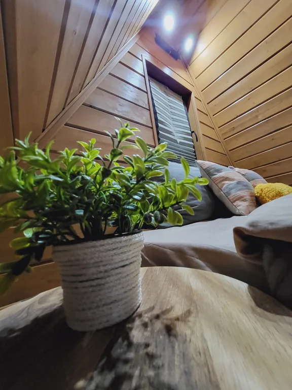 Уютный домик в стиле а-фрейм