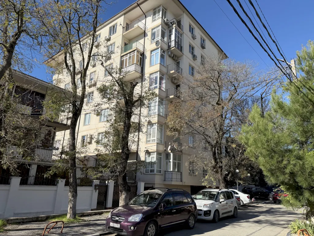 Квартира Двухкомнатная квартира у моря в центре — Геленджик