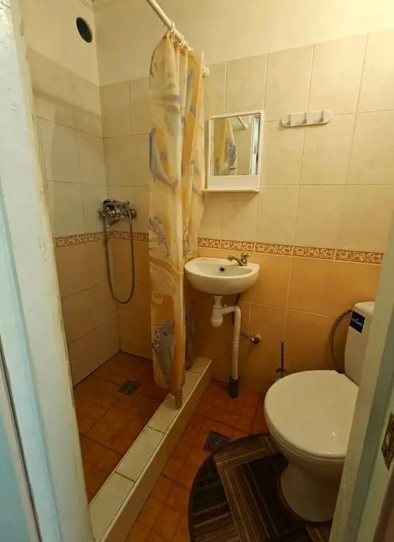 Квартира Трёхместная комната стандарт №4 с отдельной кухней — Курортное (Феодосия)