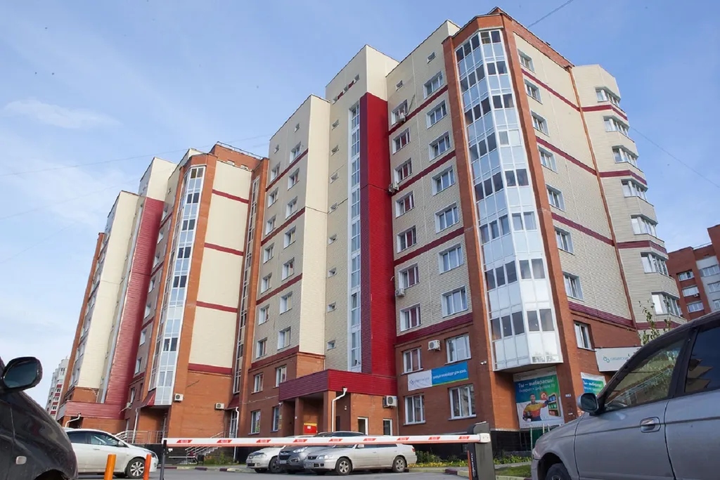 Квартира возле спорткомплекса Зима-Лето