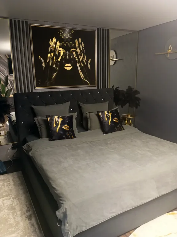 Новые двухэтажные апартаменты с бассейном и сауной