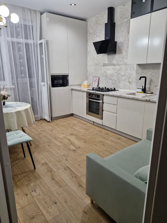 Современная 1- комнатная квартира со всеми удобствами