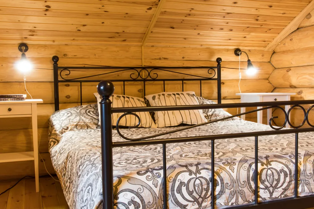 Дом на берегу озера