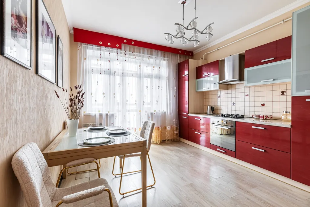 LS Кремлевская