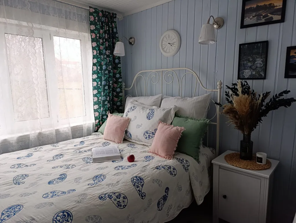 5 к. дом с баней на берегу озера Петрозаводск