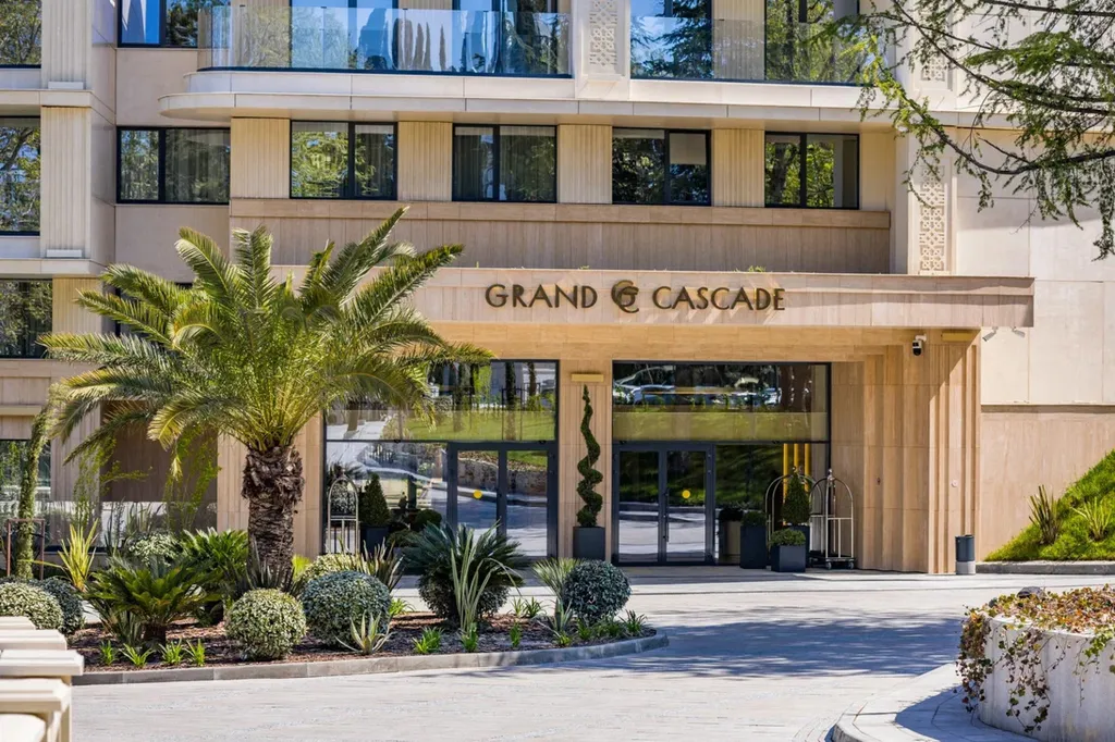 Grand Cascade