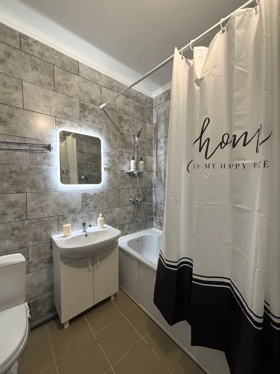 Комфортабельная семейная евродвушка в центре до 6 гостей