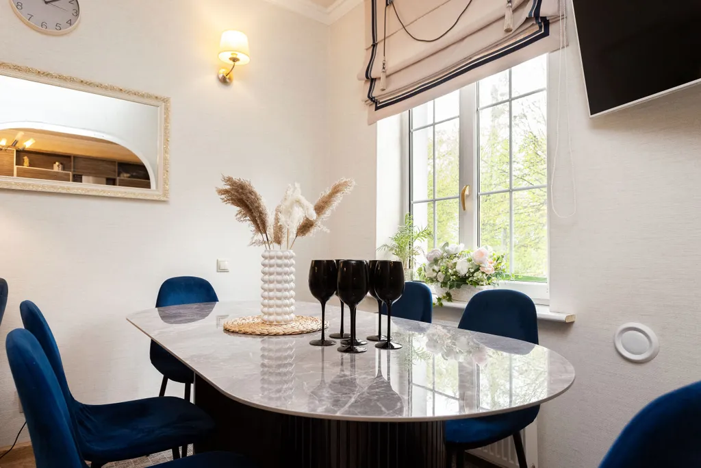 Квартира Апартаменты с видом на озеро — аренда посуточно в Калининград