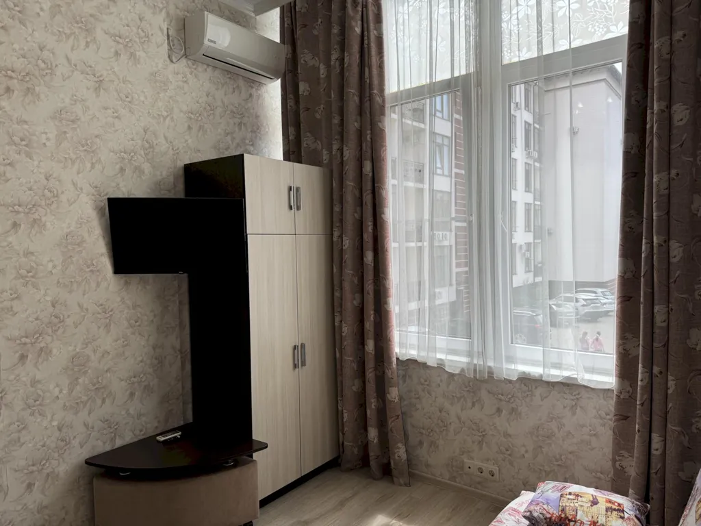 Квартира Квартира Двухкомнатная с балконом и парковкой – Золотая бухта — Геленджик