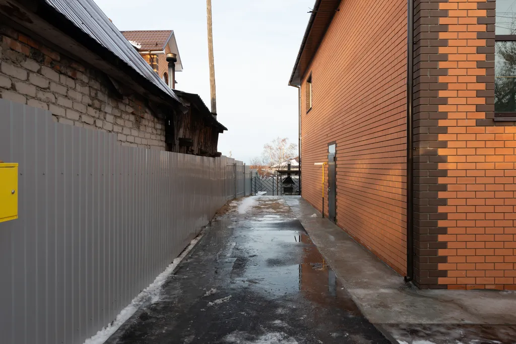 Дом у Святотроицкого монастыря