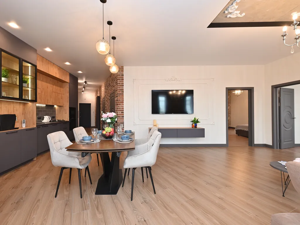 Евротрёшка с дизайнерским ремонтом