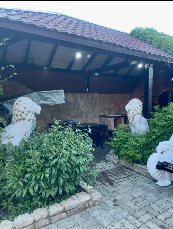 Уютный дом на берегу реки Кама