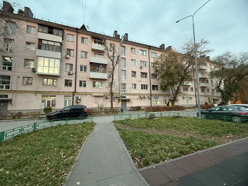 Квартира Апартаменты на главной улице города — Тюмень