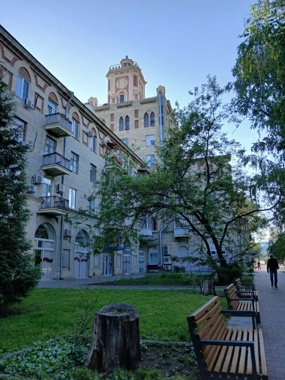 Квартира в доме-памятнике Масляева! Станьте частью истории Волгограда! — аренда посуточно в Волгоград