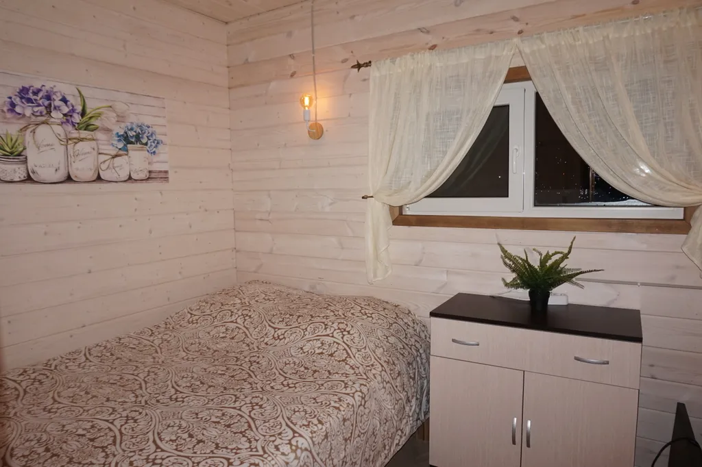 Коттедж Уютный большой дом для дружных компаний — Запорожское