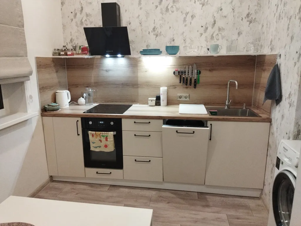 Уютная квартира около ГК Большой Вудъявр