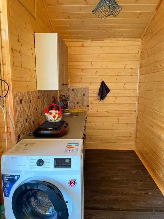 Коттедж Уютный домик на берегу озера Волго — Ланино