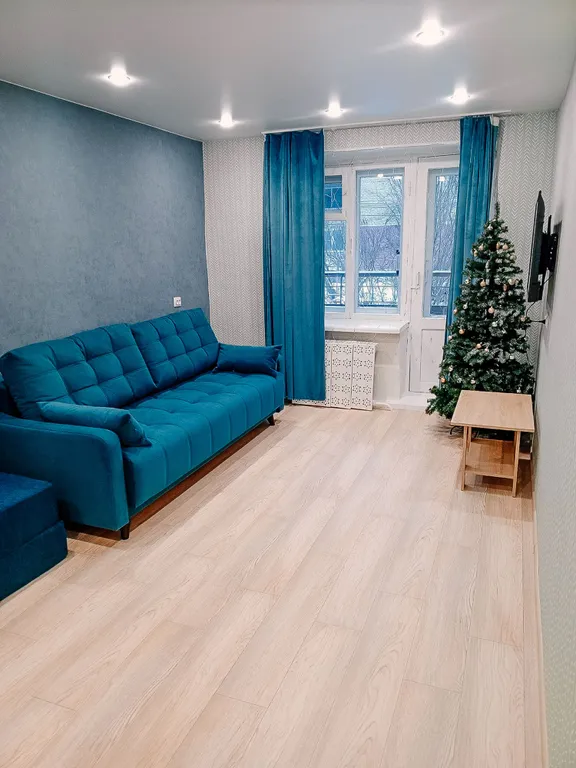 Свежая трешка с раздельными комнатами в тихом районе города