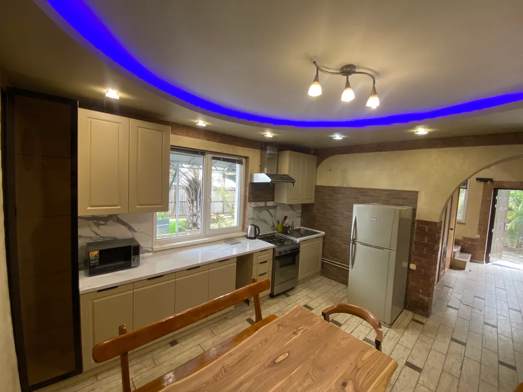 Отдельно стоящий коттедж