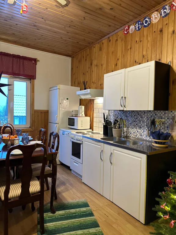 Дом c финской дровяной сауной и отдельной баней в Карелии