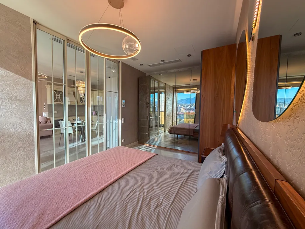 Двухкомнатная квартира на берегу моря, Bellevue Residence