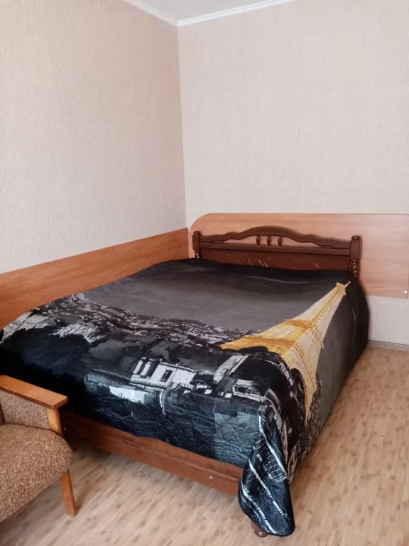 Квартира у автовокзала, Мегагринн