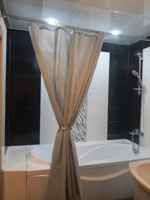 Большая, красивая, вместительная квартира в районе Большой Медведицы