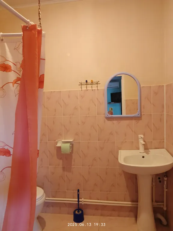 Квартира Квартира Комфортные комнаты для отдыхающих. Посуточно. — Кучугуры