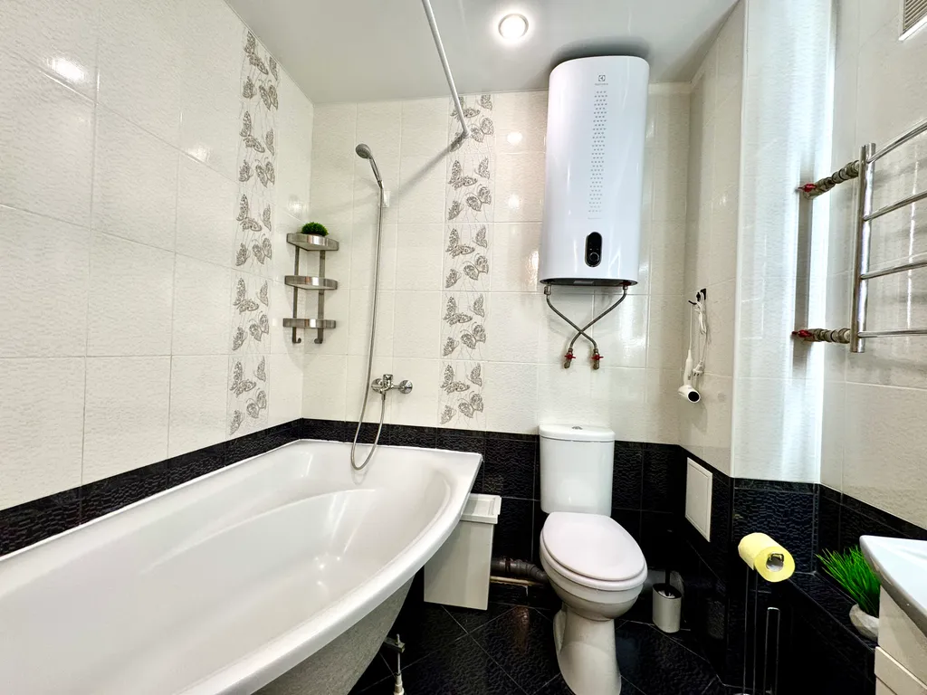 Красивая, уютная квартира в новом доме рядом с ТЦ "Космопорт"