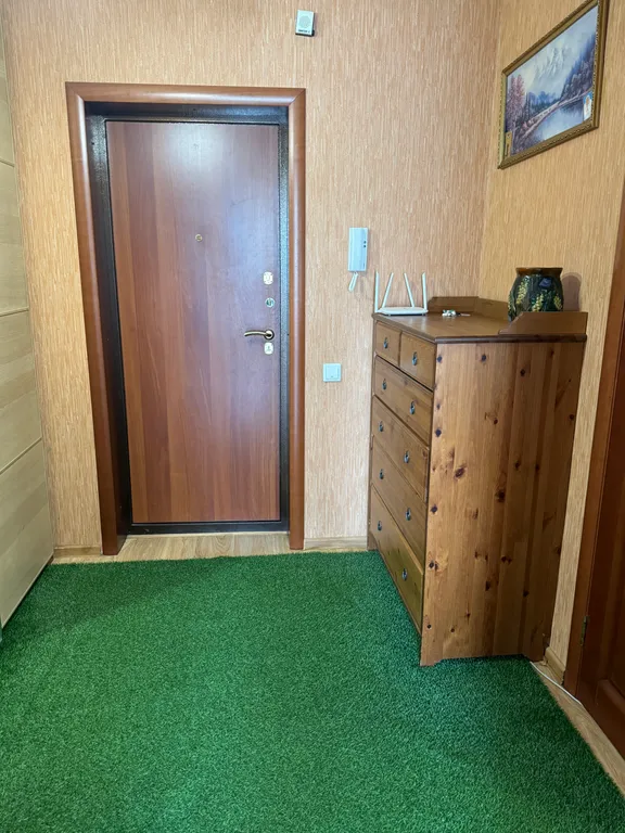 Просторная 2-к квартира в центре города возле парка