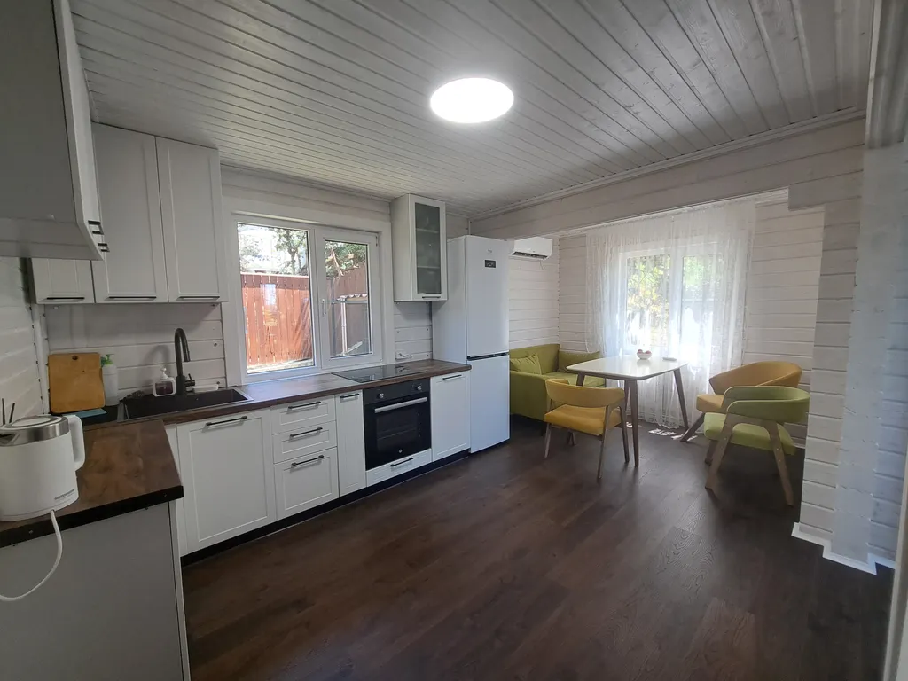 Коттедж Дом с террасой и мангальной зоной — аренда посуточно в Сочи