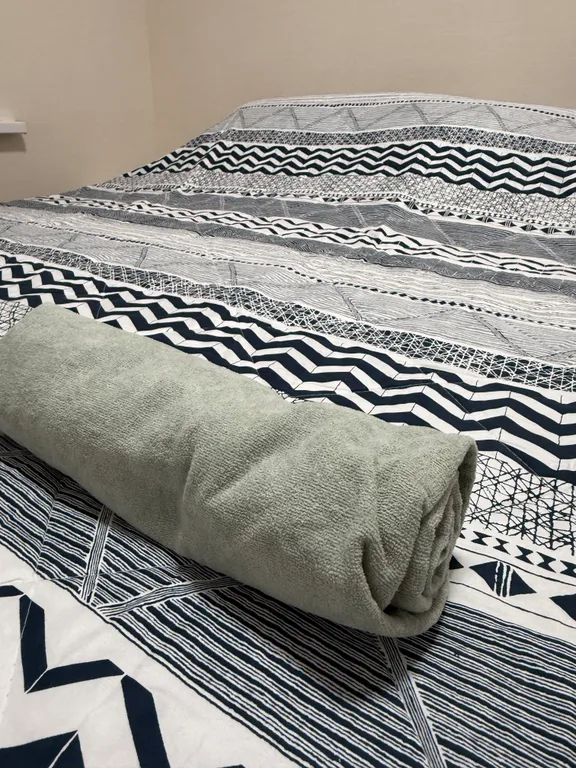 Коттедж Домик с тремя спальнями — Новороссийск