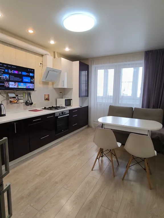 Уютная евротрешка в центре у СК Арена