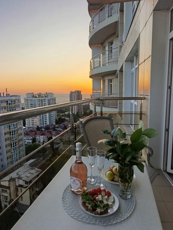 Видовая квартира с сауной и джакузи в центре