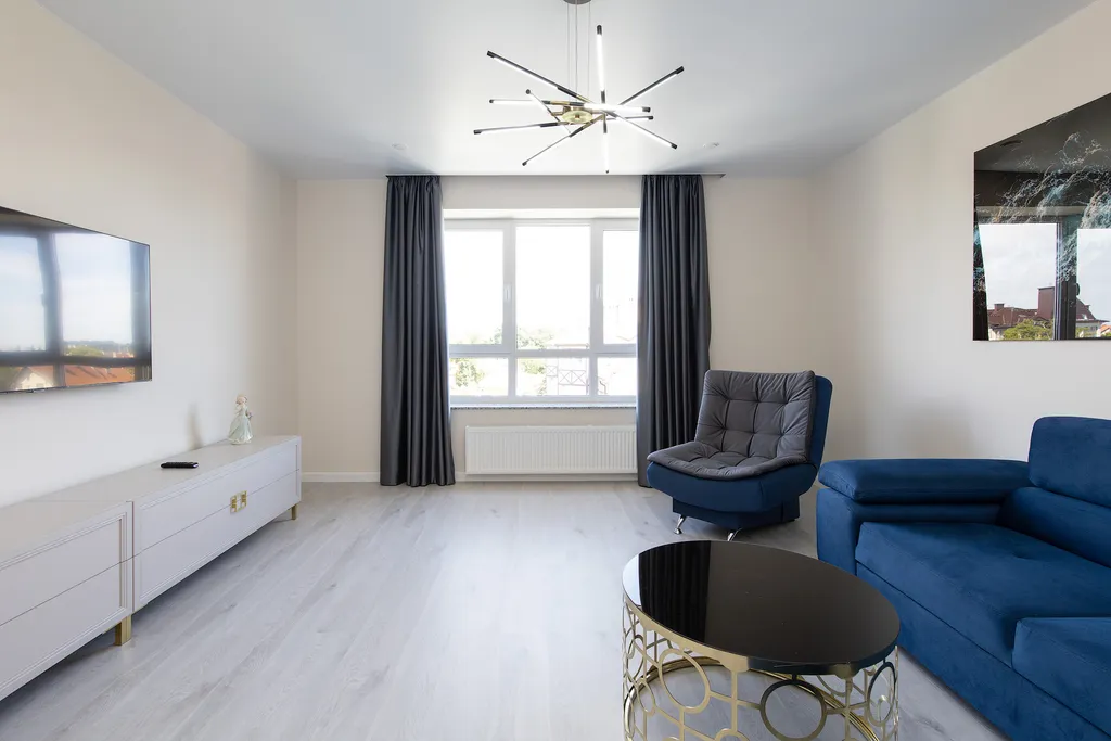 Двухкомнатная квартира у моря в центре Зеленоградска (до пляжа 300 м)