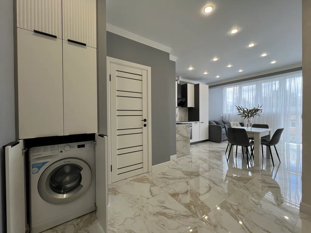 1 к.кв. в 20 минутах езды от центра не берем оплату за уборку