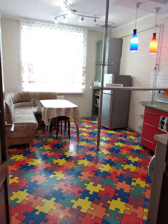 Двухкомнатная квартира в курортном центре Евпатории