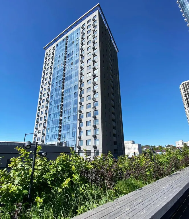 Прекрасная светлая студия у бухты Золотой рог