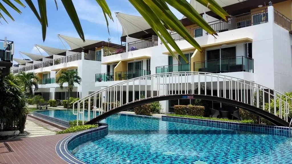 Коттедж Таунхаус с тремя спальнями, Камала, Пхукет — аренда посуточно в Пхукет