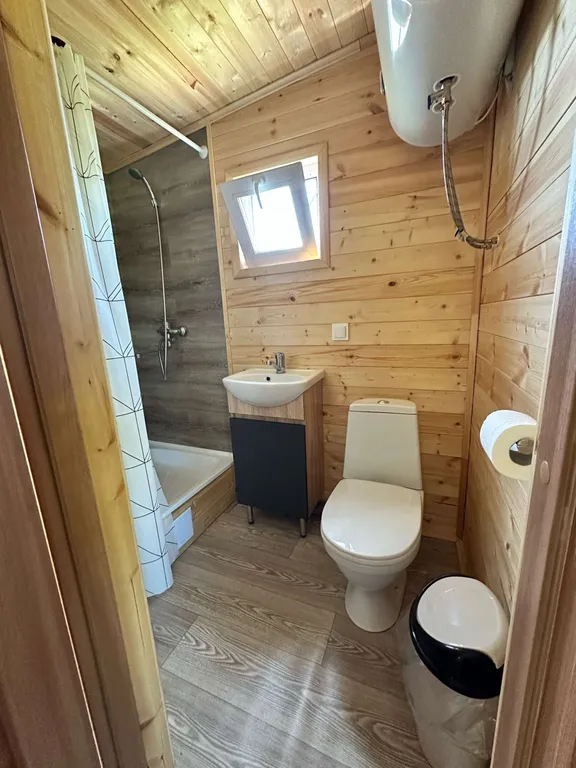 Уютный домик Пpитёcы Айлэнд 1