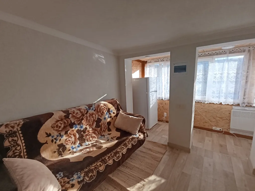 Домик у озера