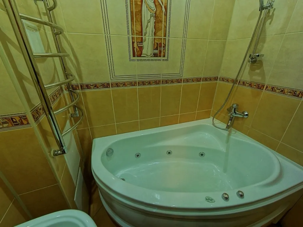 Романтичная квартира golden lux для пары, с джакузи