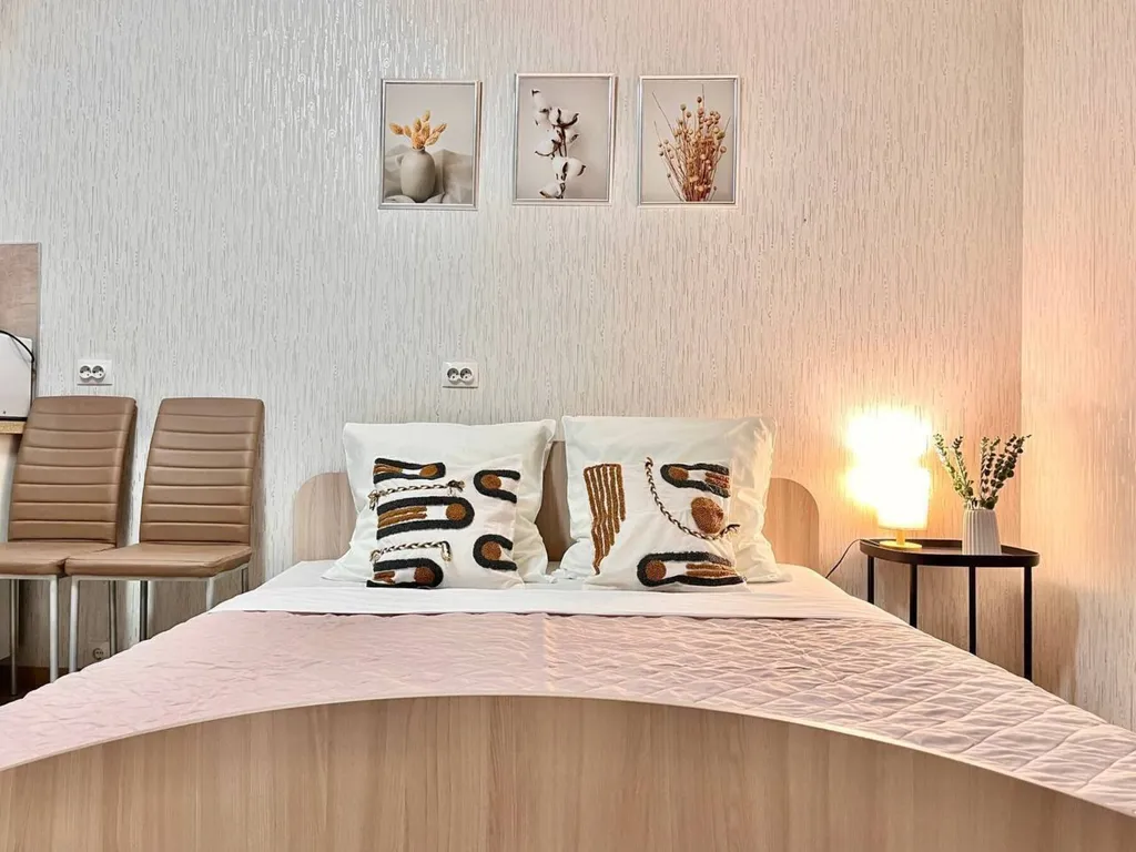 Студия Апарт Гулливер с лоджией в центре