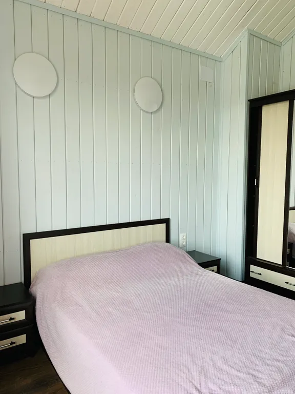 Загородный дом с баней и бассейном